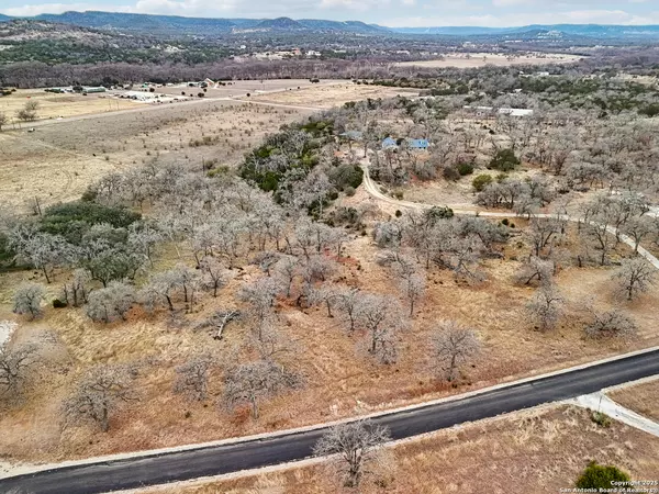 Medina, TX 78055,735 Orchard Park Blvd LOT 32