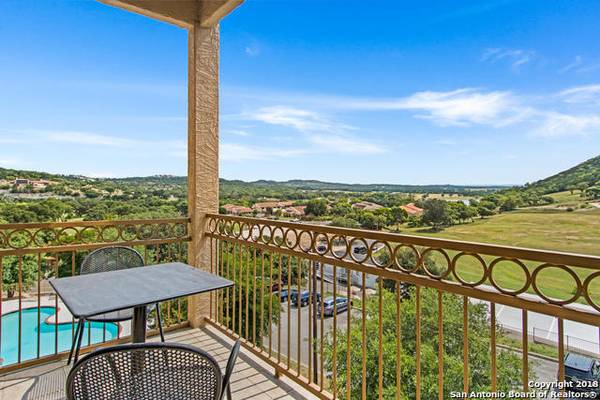 20 Tapatio Dr E UNIT 304, Boerne, TX 78006