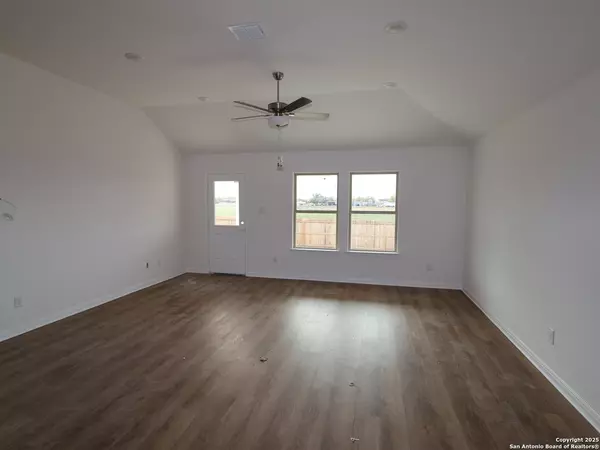 New Braunfels, TX 78130,1668 Quiet Teal