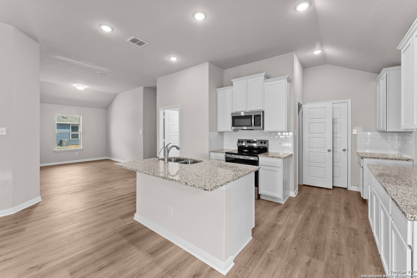 New Braunfels, TX 78130,1684 Quiet Teal