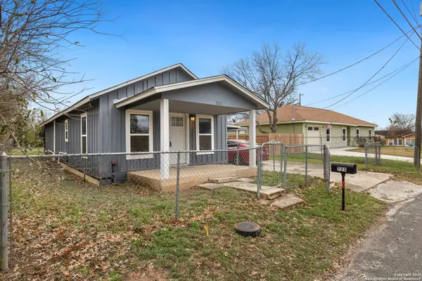 Seguin, TX 78155-6801,723 LEGETTE ST