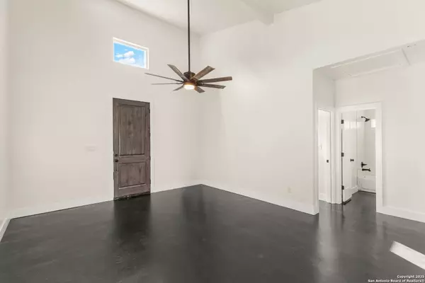 Canyon Lake, TX 78133,329 CANYON SPRINGS DR