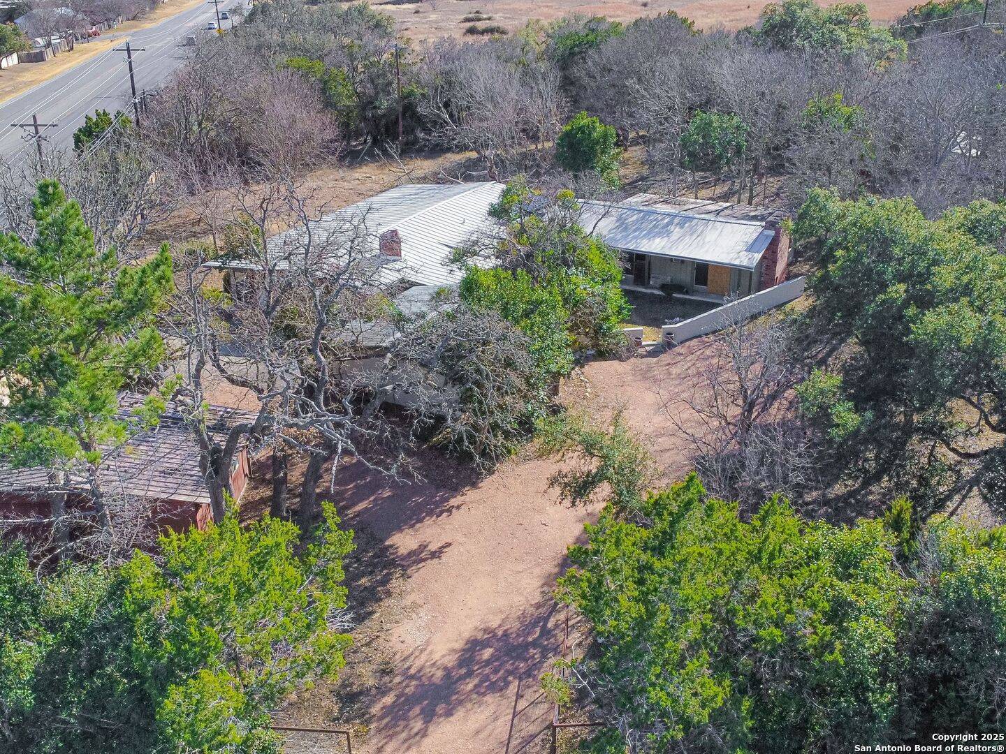 Kerrville, TX 78028,142 ROYAL OAKS