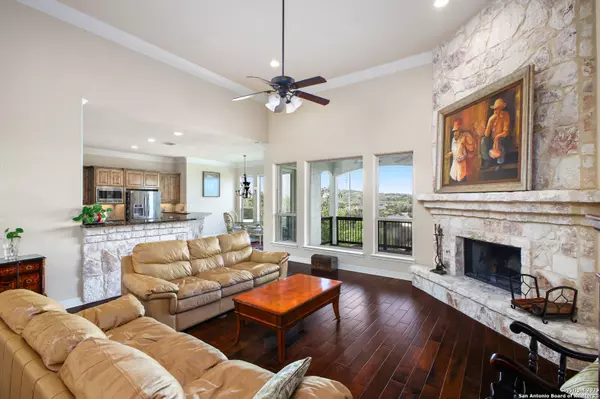 San Antonio, TX 78260-4903,334 SPRINGSIDE