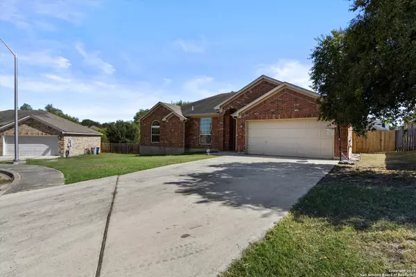 New Braunfels, TX 78130-3075,1639 ELIZABETH CT