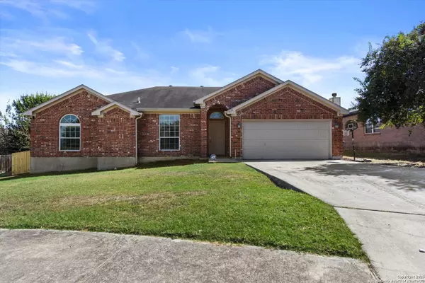 1639 ELIZABETH CT, New Braunfels, TX 78130-3075