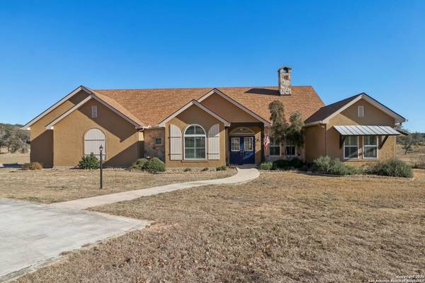 Ingram, TX 78025,221 Cypress Estates Pkwy