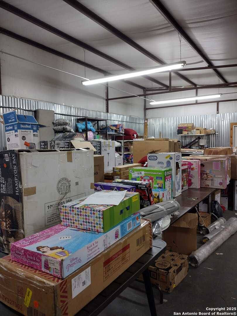 Poteet, TX 78065,10405 state highway 16