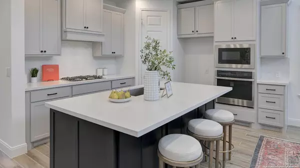 San Antonio, TX 78224,1355 Azul Way