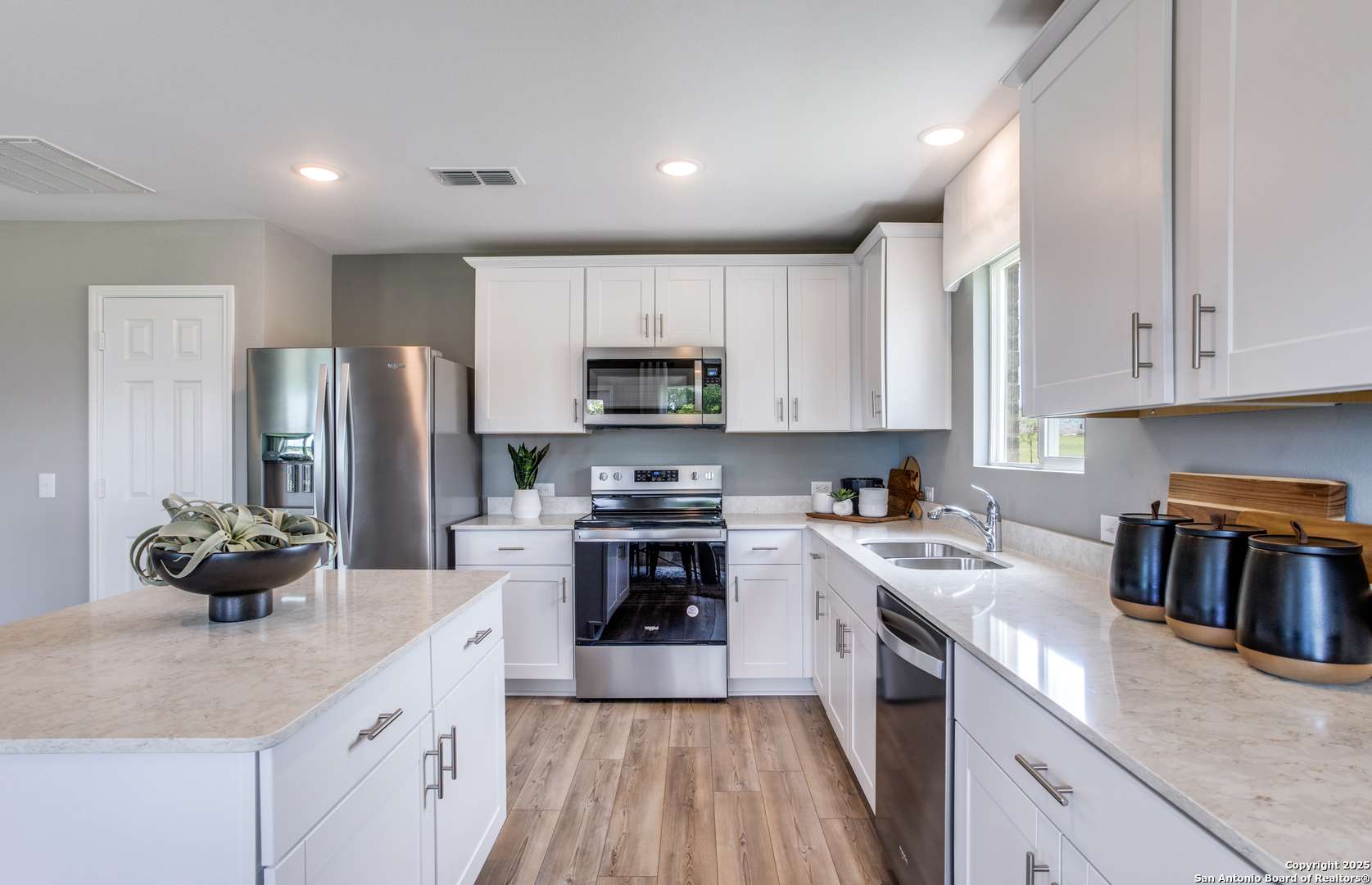 New Braunfels, TX 78130,832 Heartseed Avenue
