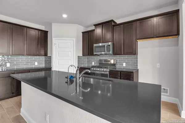 San Antonio, TX 78253,6619 Velma Path
