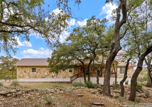 110 foot hill, Canyon Lake, TX 78133