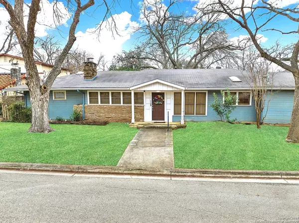 New Braunfels, TX 78130-4903,985 ALLEN AVE