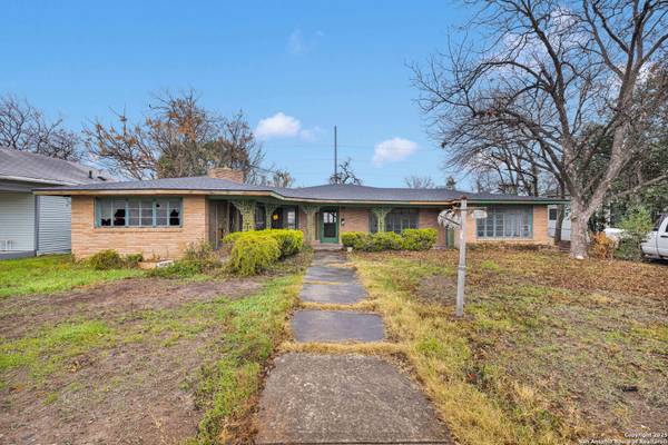 315 BLUE BONNET ST, San Antonio, TX 78202-2408