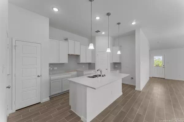 Floresville, TX 78114-0106,116 Reno Trail