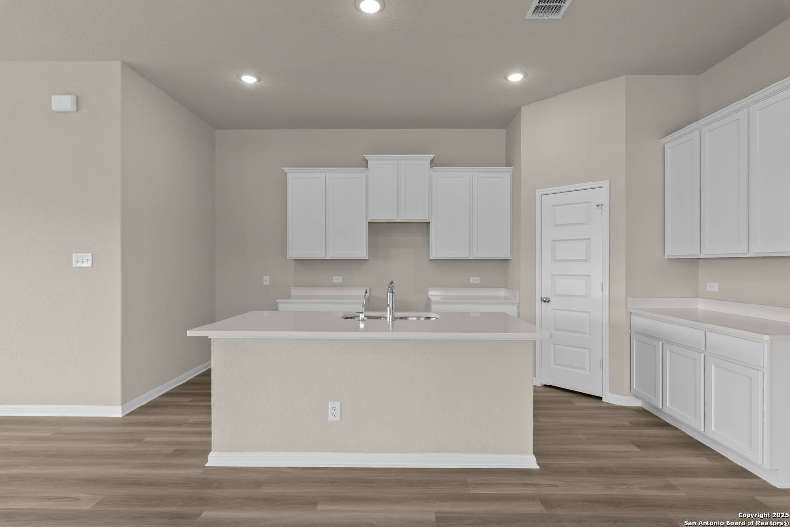 San Antonio, TX 78252,8419 Hamrick Circle