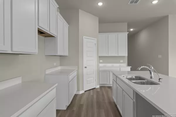 San Antonio, TX 78252,8419 Hamrick Circle