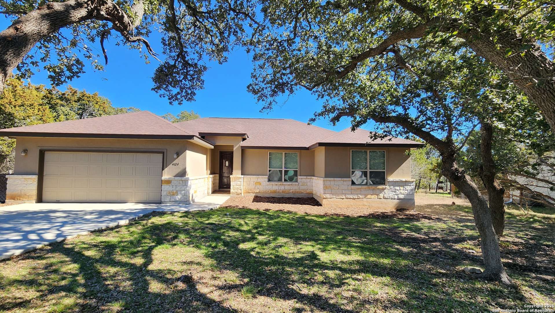 909 MARLYS AVE, Canyon Lake, TX 78133-1986