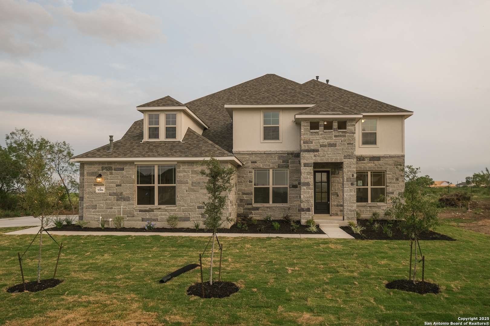 9306 Everly Creek Drive, San Antonio, TX 78263