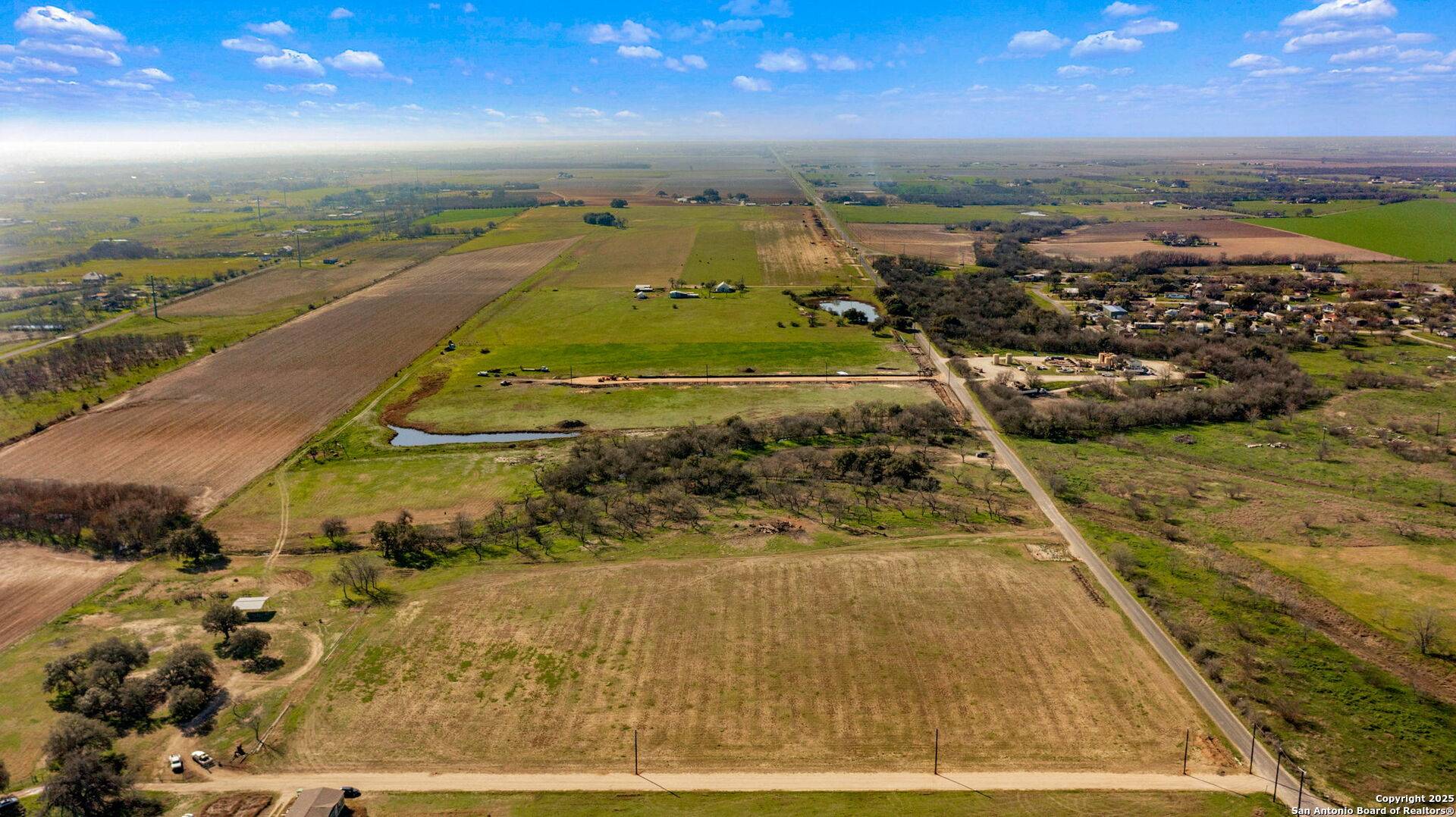 Lacoste, TX 78039,15403 Sycamore Creek Road