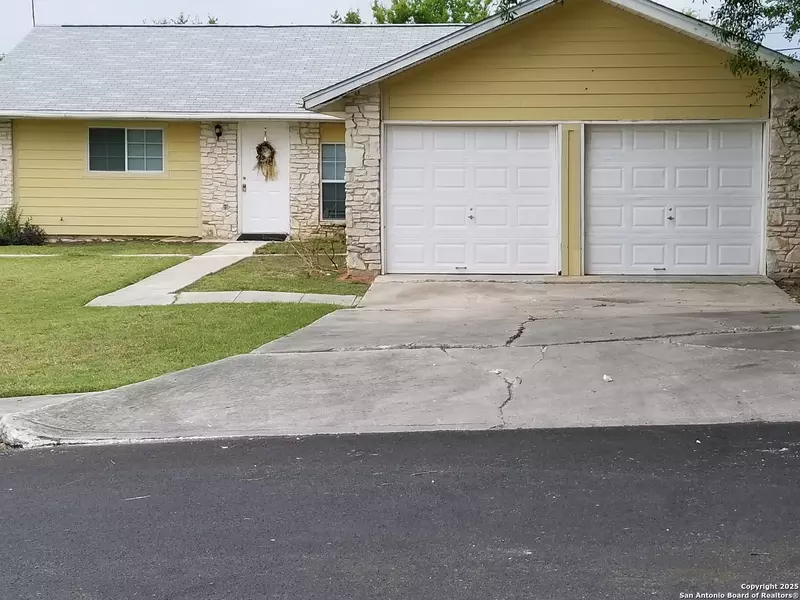 8826 Sleepy Lane, Converse, TX 78109