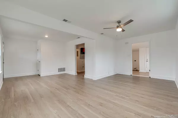 San Antonio, TX 78201,1128 Fulton Ave