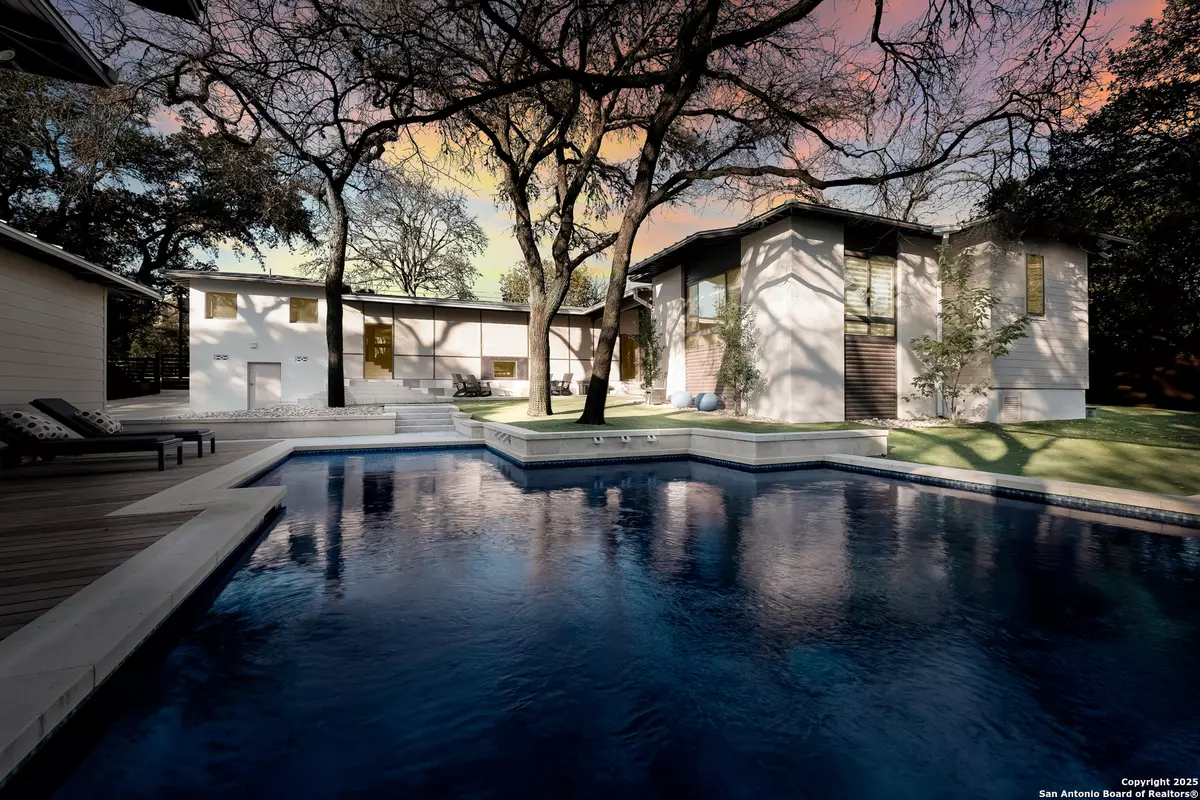 Alamo Heights, TX 78209,616 TUXEDO