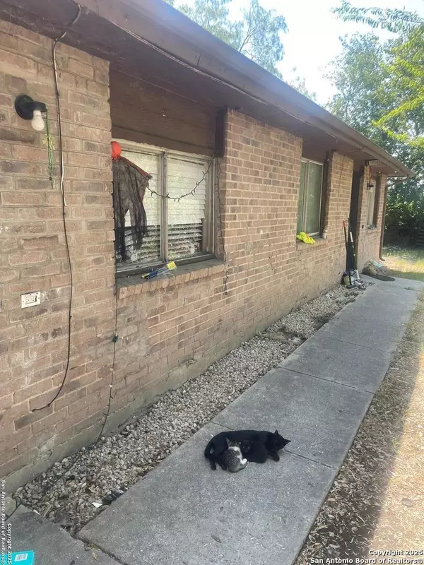 San Antonio, TX 78228-6177,102 PARAMOUNT AVE