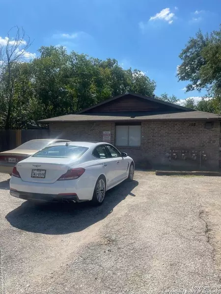 102 PARAMOUNT AVE, San Antonio, TX 78228-6177