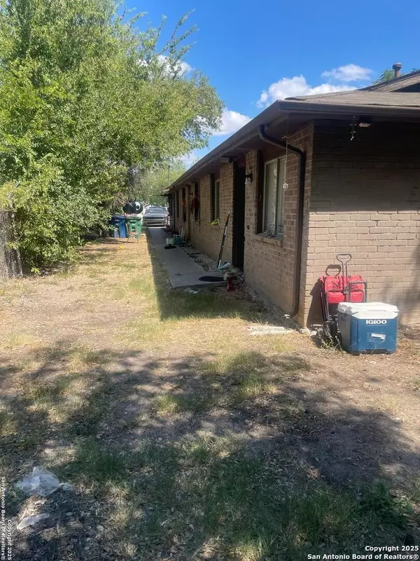 San Antonio, TX 78228-6177,102 PARAMOUNT AVE
