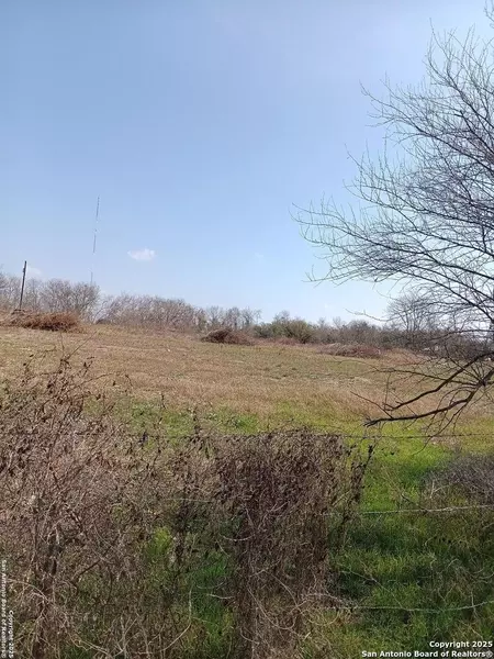1328 Holbrook, San Antonio, TX 78218