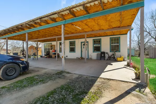 Lytle, TX 78052,3938 state highway 132