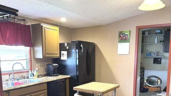 Comfort, TX 78013,140 BRYCE LN. N.