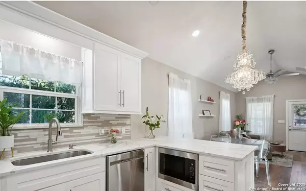 San Antonio, TX 78202-2901,1006 Center St