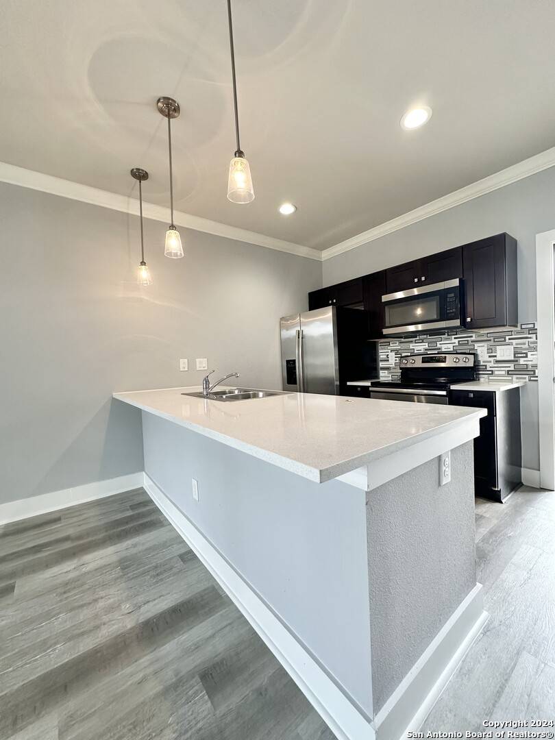 Terrell Hills, TX 78209-2113,831 TERRELL RD UNIT 105