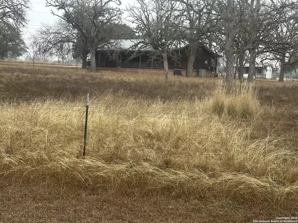 Bandera, TX 78003,810 Flying T Ranch Rd