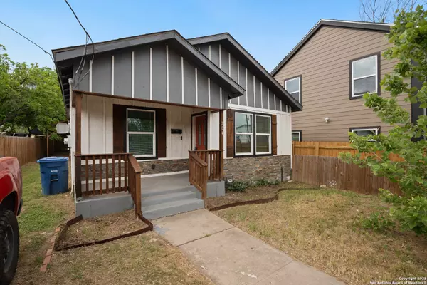 204 Vine St, San Antonio, TX 78210-2432