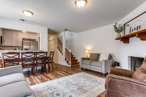 Seguin, TX 78155,1133 Ashby St UNIT 4