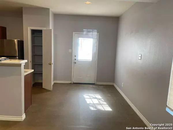 San Antonio, TX 78229-6148,5002 SUMMIT WOOD UNIT 1