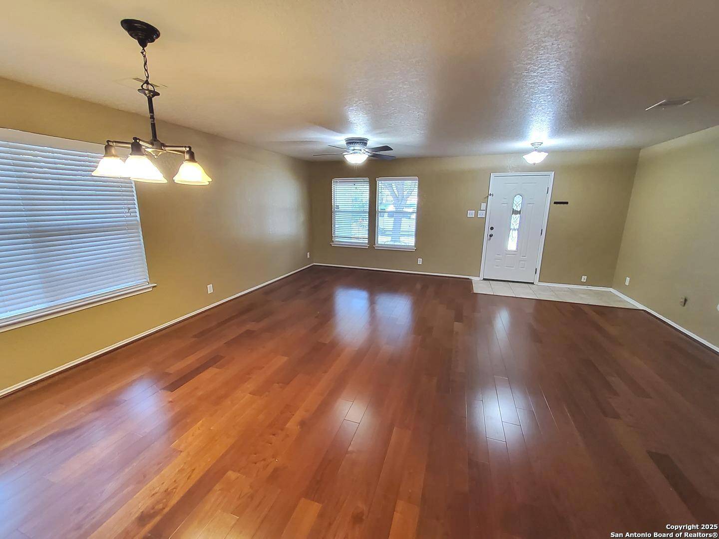 Live Oak, TX 78233,11502 Forest Branch