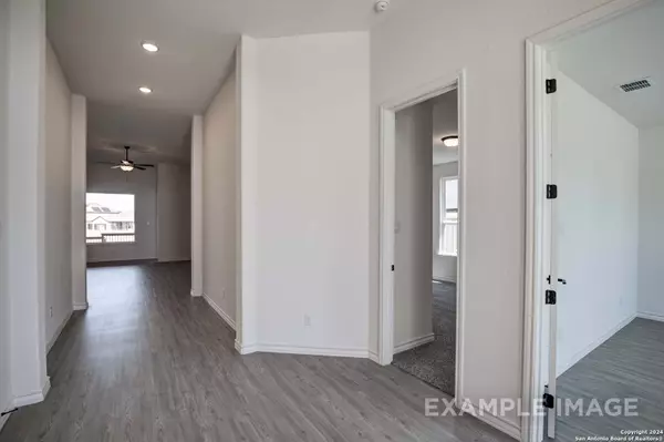 Castroville, TX 78009,168 Lily Pass