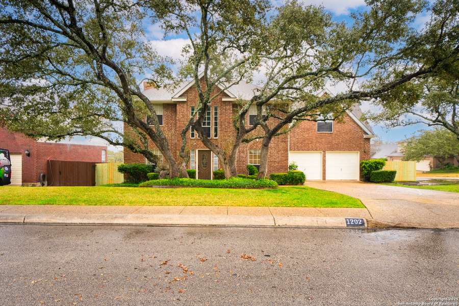 1202 Scenic Knl, San Antonio, TX 78258-3416