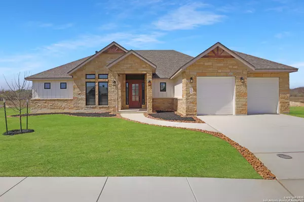 133 Emil Lane, Castroville, TX 78009