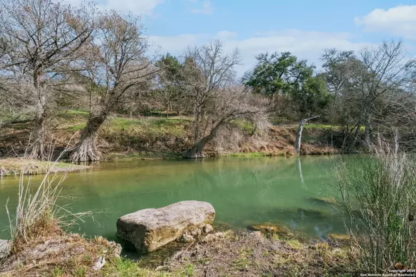 Boerne, TX 78006-7987,124 HOSKINS TRL