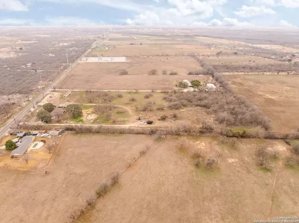 12343 SHEPHERD RD, Atascosa, TX 78002-3760