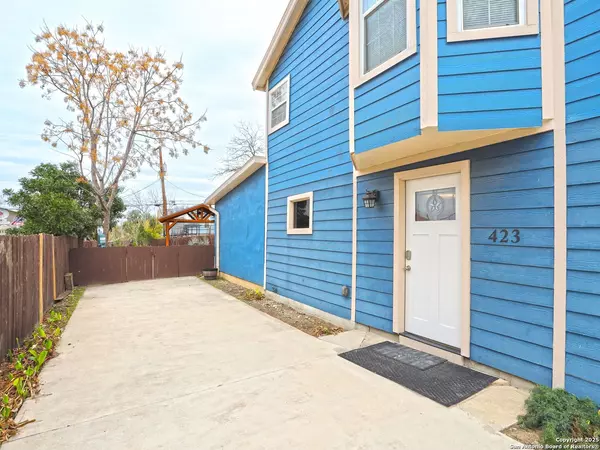 San Antonio, TX 78209-6620,425 PARLAND PL