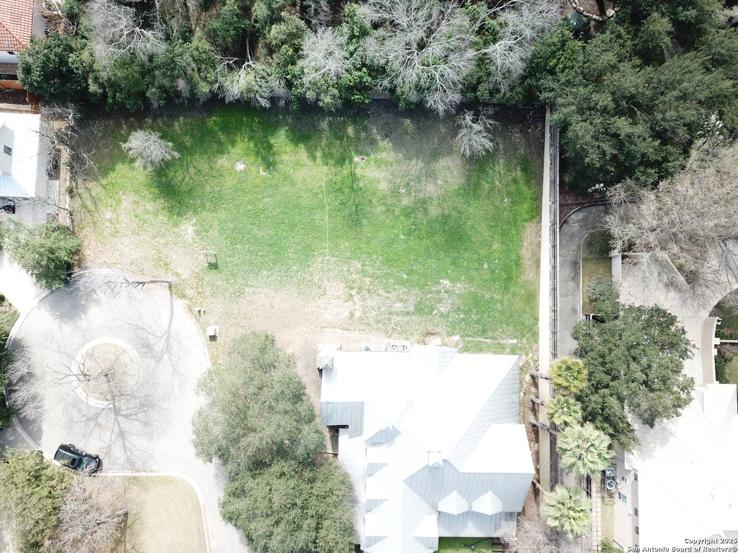 house_img