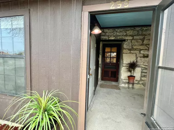 Brackettville, TX 78832,299 Fort Clark Rd