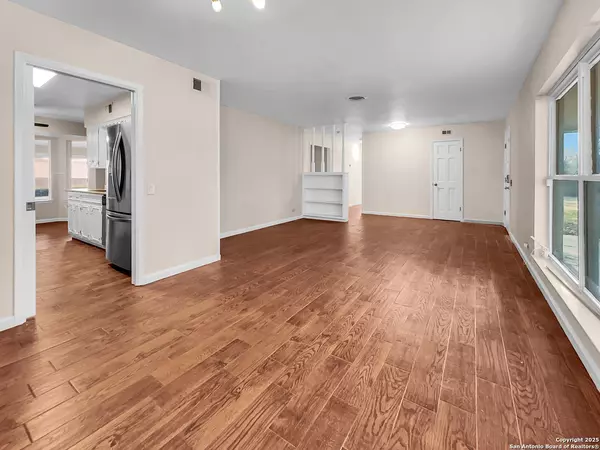 San Antonio, TX 78230-4519,8310 DUDLEY DR