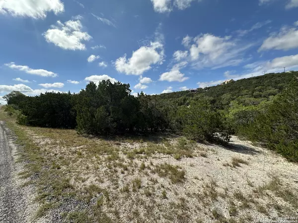 439 Private Road 1706, Helotes, TX 78023